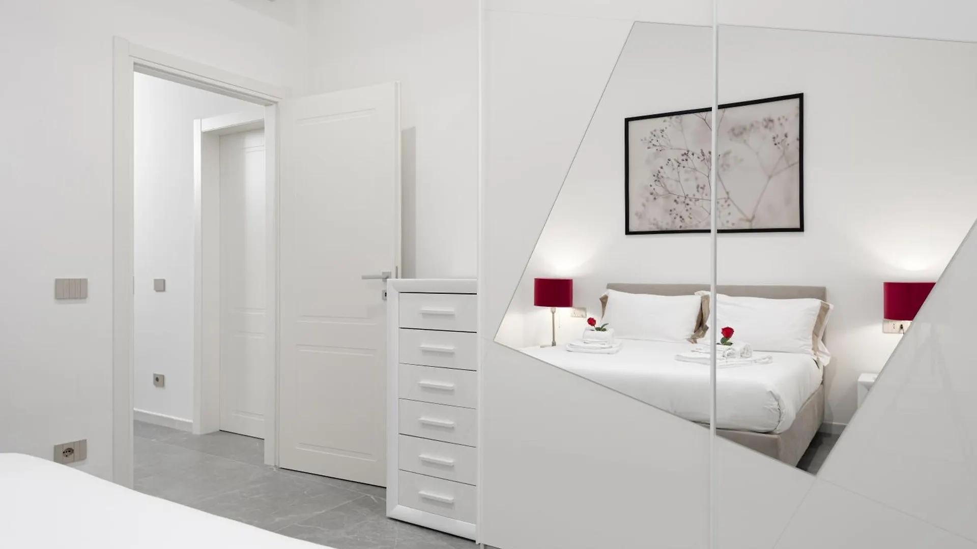 Borghese Palace Luxury Apartment Florence 0*,